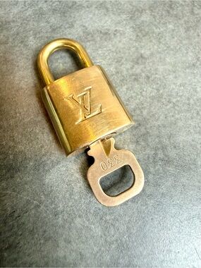 Louis Vuitton 330 Padlock with Matching Key